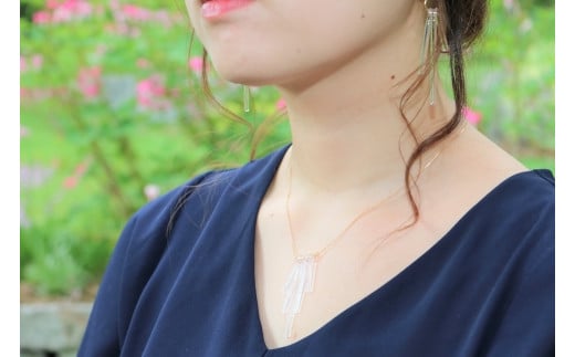 【HARIOガラス職人のハンドメイドアクセサリー】カナデ ネックレス・ピアスセット【 ファッション アクセサリー ピアス ネックレス ペンダント クラフト 民芸 ハンドメイド ガラス職人 上川町 北海道 大雪山ツアーズ 工芸品 プレゼント ギフト】