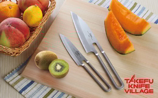 越前打刃物 　ステンレス三徳包丁・ペティナイフセット　「クレウス」「クレウス12P」 川崎和男デザイン　タケフナイフビレッジ協同組合
