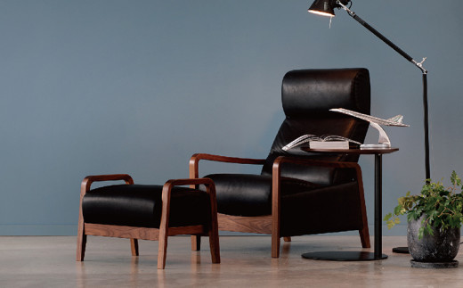 パーソナルチェア+スツール「ウッドレスト」（フレーム材：ウォールナット）～老舗ソファメーカーマルイチセーリング～