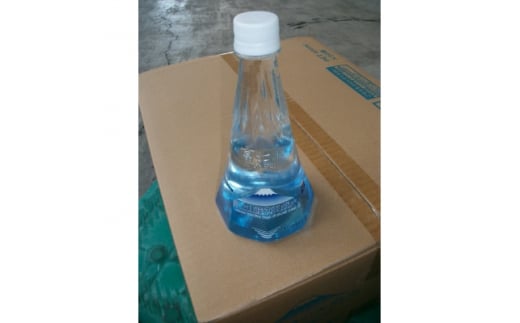 中味も形も!これが富士山です。『富士山麓の天然水』400ml/20本入【1258869】