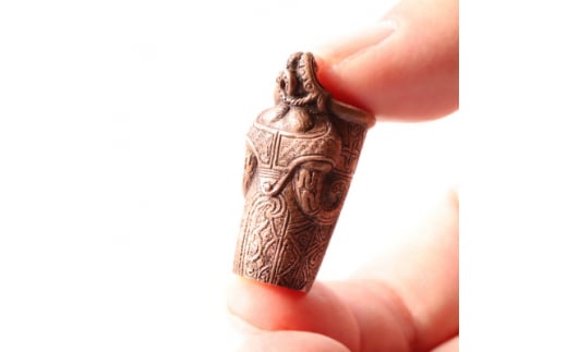 ＜Do＿goods＞縄文時代の神々を身近に　神像筒形土器の純銅ミニオブジェ　659-316_goods＞縄文時代の神々を身近に　神像筒形土器の純銅ミニオブジェ　659-316【1490531】