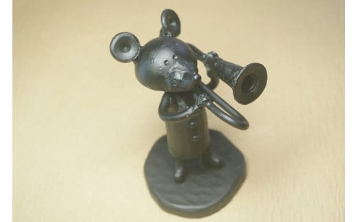 鉄工芸品 野ねずみチュー太のトロンボーン吹き 手作り 鉄製 白川町 / 鉄の造形工房のぶアート＆クラフト [AWAU017]