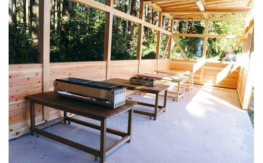 0170-18-01.  くぬぎ養鱒場　バーベキュー体験チケット