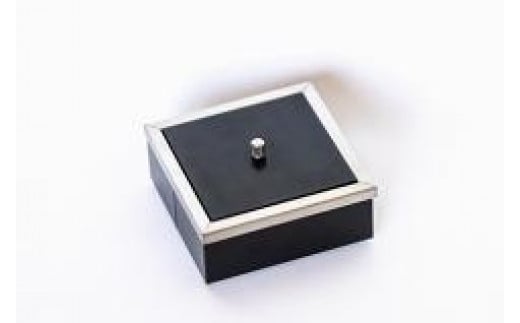 ASH BRICK clean　卓上型灰皿　黒