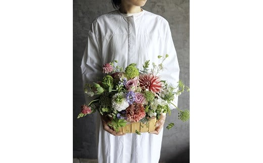 ◇お任せ◇　お花たっぷりフラワーアレンジメント