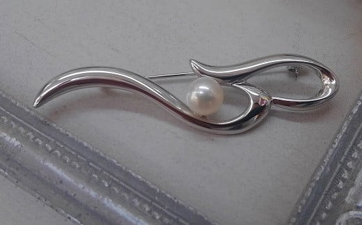 S-7伊勢志摩あこや本真珠ブローチ（ウェーブ）SV製