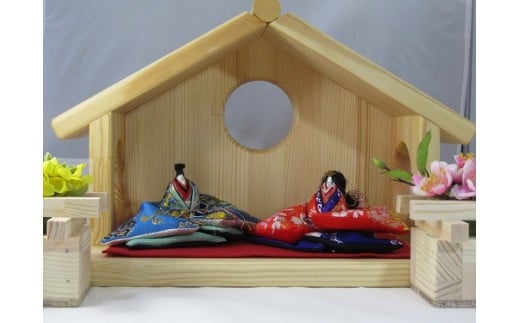 身近に置けるかわいい箱雛お花付きA【007C-088】