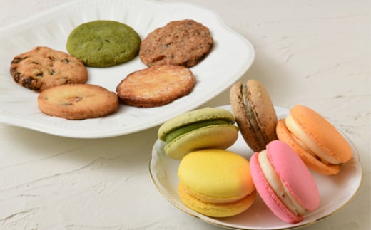 （冷凍） マカロン 5個入2箱 と クッキー 20枚入2箱 ／ patisserie petit ami スイーツ お菓子 大きめサイズ 奈良県 御所市