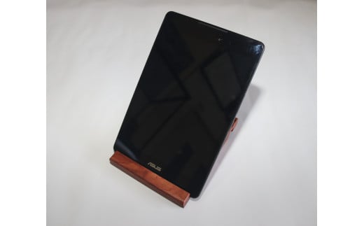 タブレットスタンド | 木製品 木工品 小物 インテリア タブレット スタンド 天然木 ヒノキ 檜 ひのき 栃の木 釘不使用 無垢材 便利 シンプル 木 けやき工房なかもと 奈良県 上北山村