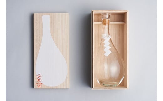 浄酎 -Purified Spirit 白紙垂 710ml / 桐箱