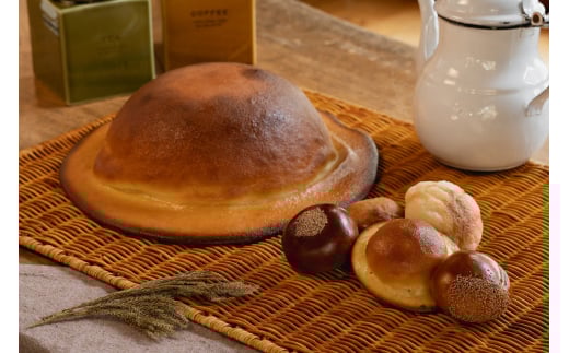 特大ぼうしパン(プチパン入り)