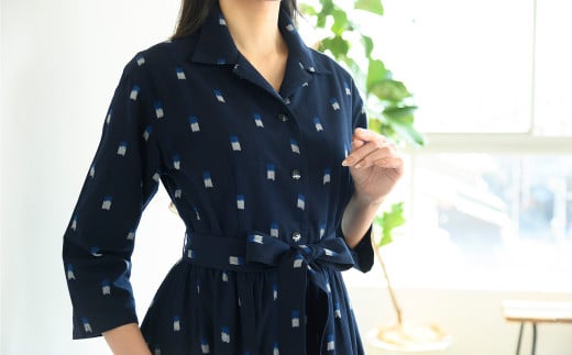 久留米絣のクラシカルワンピース 1着 女性用 フリーサイズ(9〜11号対応)/ 久留米絣 綿100% 洋服 ワンピース 綿織物 反物 ファッション オシャレ