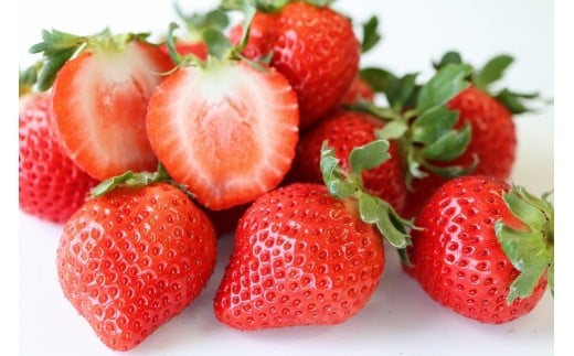 【先行予約】【2025年12月中旬より順次発送】福岡県産 あまおう&桃薫セット【ナチュレッシュ・ファーム・ジェイピー】_HA1339