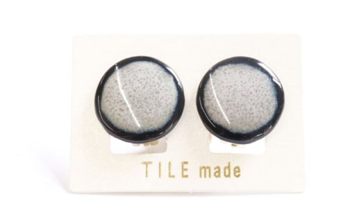 【美濃焼】 白むら タイル イヤリング 直径20mm 瑞浪市 / TILEmade タイル アクセサリー ハンドメイド [AZCD063]