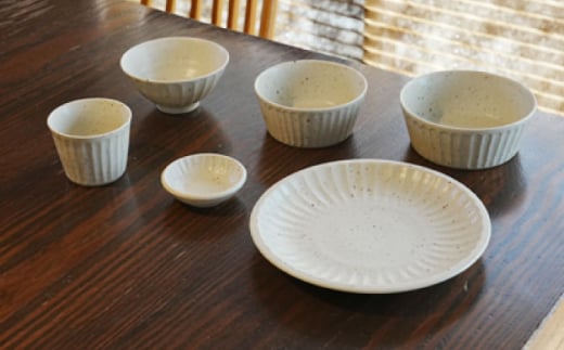 【美濃焼/みずなみ焼】 大地の器 ホワイト 6点セット 瑞浪市 / 山喜製陶 プレート ボウル カップ [AZCP049]