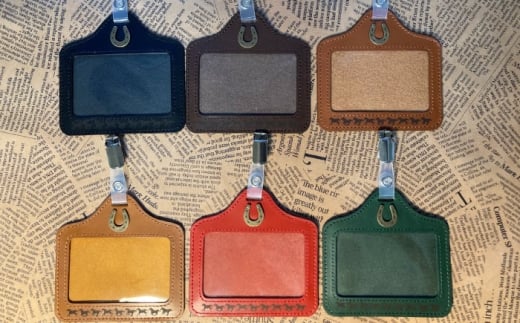 蹄鉄付き馬九いくネームホルダー（ストラップなしクリップ付き）（グリーン）　　本革 レザー 革小物　栗東市 / 株式会社ブルズエフ [BIAU421]