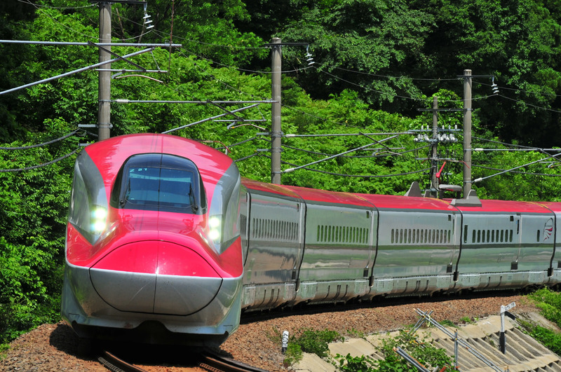 秋田新幹線こまちE6系