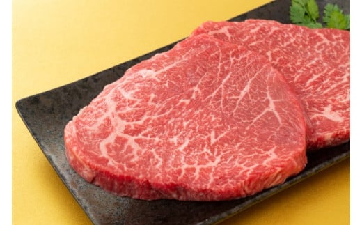 【3月お届け】【近江牛ステーキ用(モモ4枚)】肉 牛肉 ステーキ ブランド牛 三大和牛 和牛 黒毛和牛 国産 バーベキュー 贈り物 ギフト プレゼント 冷凍 滋賀県 竜王滋賀県竜王町35000肉牛肉