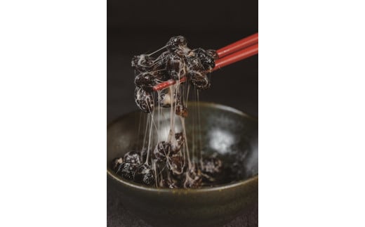 1236 黒どむ納豆 納豆 国産納豆 健康食品 美容と健康 腸活 高たんぱく 低カロリー 地元特産品 三重県産納豆 伊勢納豆 ご飯のお供 朝食にぴったり 日本の伝統食品三重県伊勢市12000鍋セット