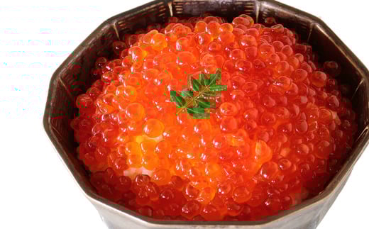 C-81004【12/17まで年内配送】 いくら醤油漬け100g×6P(計600g)北海道根室市29000魚介・海産物いくら