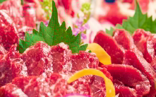 【純国産熊本肥育】桜牧場 霜降りと赤身馬刺しset 計400g 馬刺し 馬肉 馬 肉 お肉 醤油付き 冷凍 セット 400g熊本県高森町30000肉ジビエ
