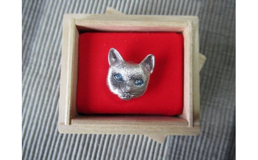 1.5-9-16 猫「カンパネラ」ピンブローチ ALPAT001山梨県南アルプス市15000衣類・装飾品・工芸品アクセサリー