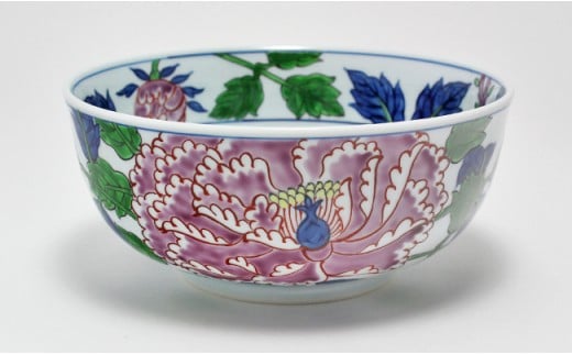 【源右衛門窯】 染錦紫牡丹絵 麺鉢 器 食器 鉢 盛鉢 どんぶり ラーメン 有田焼 うつわ 花の絵柄 便利な器 めん鉢 人気 牡丹 使い勝手の良いサイズ そば 手描き 深鉢 85000円 A85-21佐賀県有田町8