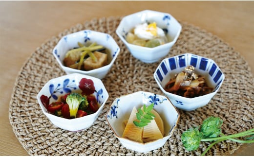【おうちで楽しむ】リム八角 深小鉢 絵変り 5個セット 第2弾【皓洋窯】有田焼 食器 うつわ 小鉢 セット 手描き ギフト A40-342佐賀県有田町40000雑貨・日用品食器・グラス
