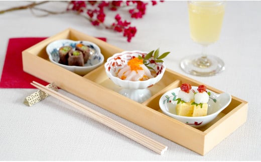 皓洋窯 有田焼 縁起豆皿3点セット 手描き ハレの日 祝 小皿 高台 3枚 皿 食器 うつわ 器 ギフト 贈り物 25000円 A25-263佐賀県有田町25000雑貨・日用品食器・グラス