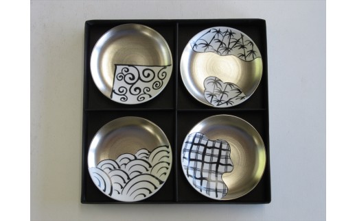 ARITA PORCELAIN LAB(アリタポーセリンラボ) 「繁栄」小皿4枚セット 有田焼 おめでたい 豆皿 A50-200佐賀県有田町50000雑貨・日用品食器・グラス