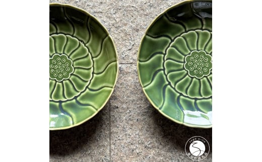 有田焼 織部釉睡蓮彫和皿 2枚【有田焼 花伝作】食器 器 和皿 皿 緑 上品 A20-593佐賀県有田町20000雑貨・日用品食器・グラス