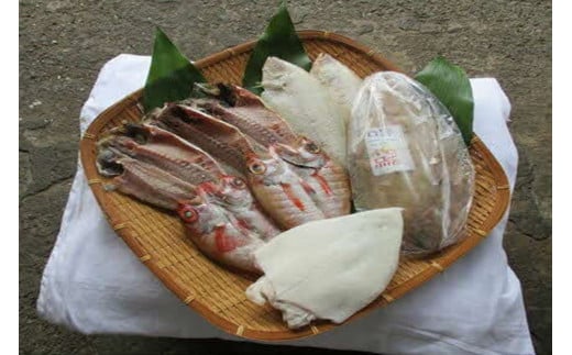 【訳あり品付き】じゅわっと!とろける♪絶品のどぐろと選べる干物セット 魚介類 魚貝類 魚 干物 干もの のどぐろ アカムツ 選べる カレイ 蓮子鯛 【176_1783】島根県浜田市13000魚介・海産物