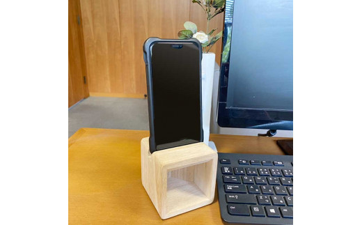 010-038 桐のスマホスタンドスピーカー埼玉県吉川市10000衣類・装飾品・工芸品その他 装飾品・工芸品