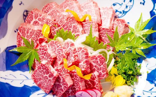 馬肉の頂点「1%の出会い」桜牧場 超霜降り馬刺し三角バラ 食べ比べ用 上赤身付き 合計250g熊本県熊本市30000肉ジビエ