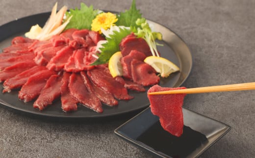 【12ヶ月定期便】 赤身 馬刺し 200g (100g×2) 計2.4kg 馬刺 馬肉 馬 お肉 肉 冷凍熊本県熊本市120000肉ジビエ