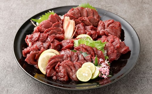 【フジチク】 国産馬刺し赤身 計1kg(約100g×10個) 馬肉 お肉 生姜・たれ付き熊本県熊本市28000肉ジビエ