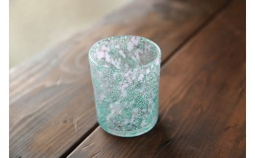 【琉球ガラス工房 硝子家すずめ】サンゴ<ロックグラス> 〇 伝統工芸品 琉球ガラス 涼しげ おしゃれ プレゼント インテリア グラス 沖縄 読谷村 贈り物 雑貨 珊瑚礁 海 手作り沖縄県読谷