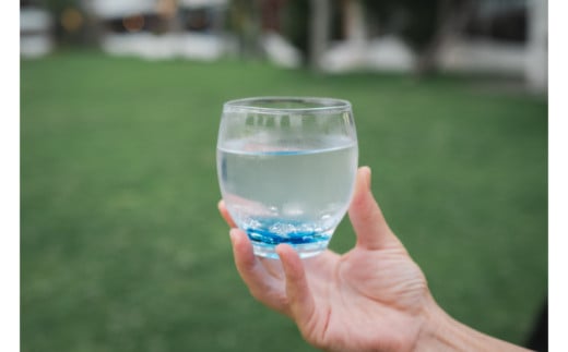 【RYUKYU GLASS WORKS 海風】オキナワオーシャン バドロック 〇 読谷村 コップ 夏 琉球ガラス 色違い有 沖縄 ガラス工房 彩り ブルー 清涼感 地場産品 手作り 人気商品 色違い有 プレゼントに ギ