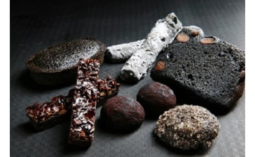 KURO SERECTION 砂糖と石炭の掛け合わせ スイーツ福岡県嘉麻市9000菓子・スイーツその他 和菓子