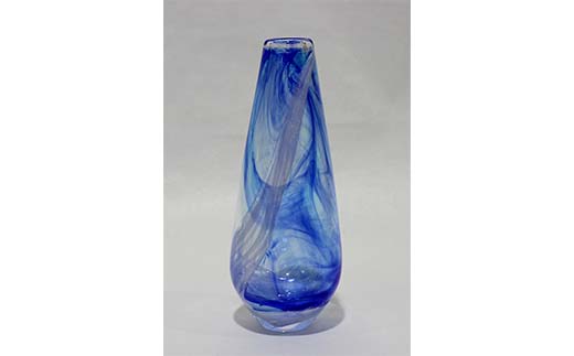 <ガラス作家 橋本倫礼>花器「流れ雲」 硝子 ガラス 花器 花瓶 橋本倫礼 贈り物 ギフト F6L-066山口県山陽小野田市50000衣類・装飾品・工芸品その他 装飾品・工芸品
