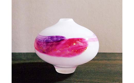 【ギフト用】花器「飛花」<ガラス作家 松尾具美> F6L-1262山口県山陽小野田市37000衣類・装飾品・工芸品その他 装飾品・工芸品