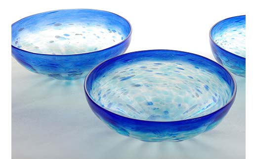 【ギフト用】ペアボウル「Ringing Blue」<ガラス作家 池本美和> F6L-483山口県山陽小野田市50000衣類・装飾品・工芸品その他 装飾品・工芸品
