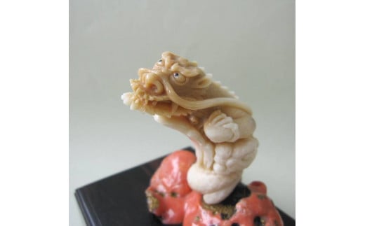 珊瑚職人館の珊瑚の置物12高知県宿毛市3800000衣類・装飾品・工芸品その他 装飾品・工芸品