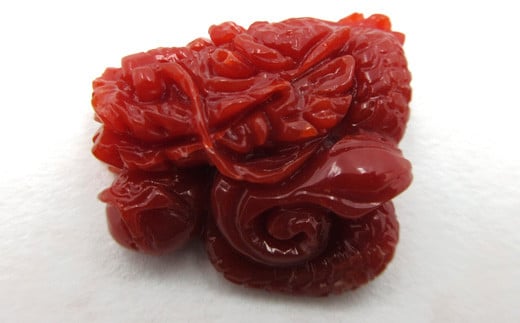 土佐沖血赤珊瑚の彫り5【龍】高知県宿毛市1200000衣類・装飾品・工芸品その他 装飾品・工芸品