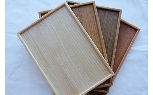 桐のトレー (M) 桐製 木製 36cm 24.5cm 無垢材 防虫剤 漂白剤 不使用 天然木 桐材 国産 日本製 食器 雑貨 インテリア 水洗い できる 木製トレー クラフト おしゃれ 工芸品 カフェ マット 皿 北欧