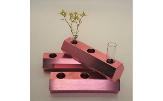 アルミ一輪挿し 六角 ピンク おしゃれ お花 フラワーベース 花瓶 シンプル 4色展開大阪府河内長野市57000衣類・装飾品・工芸品その他 装飾品・工芸品