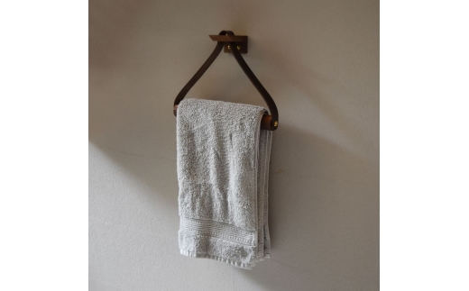 Teha’amana Towel holder テハマナ タオルホルダー ウォールナット ブラウン 革 皮 雑貨 おしゃれ レザー 本革 こだわりの逸品 地域特産品 ギフト 自分用 人気 おすすめ大阪府河内長野市37000衣類