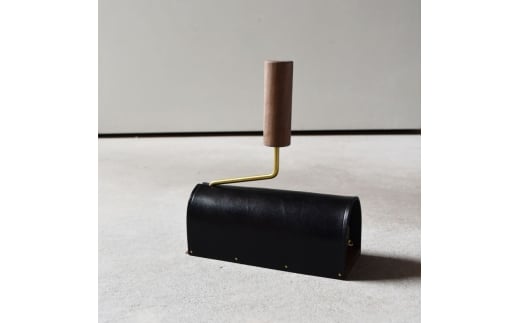 Teha’amana ROLLER CLEANER WALNUT テハマナ ローラークリーナー ウォールナット ブラウン 革 皮 雑貨 おしゃれ レザー 本革 こだわりの逸品 地域特産品 ギフト 自分用 人気 おすすめ大阪府河内長野