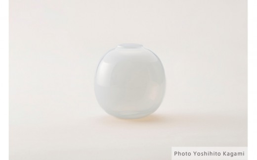 【スノー】フィンランド人デザイナーと群馬県のものづくりのコラボレーションから生まれた花瓶「ソフトベース」ラージサイズ群馬県28000衣類・装飾品・工芸品その他 装飾品・工芸品