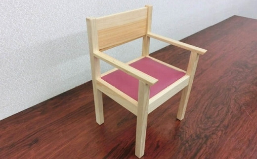 ディスプレイ用木製椅子滋賀県甲賀市14000衣類・装飾品・工芸品その他 装飾品・工芸品